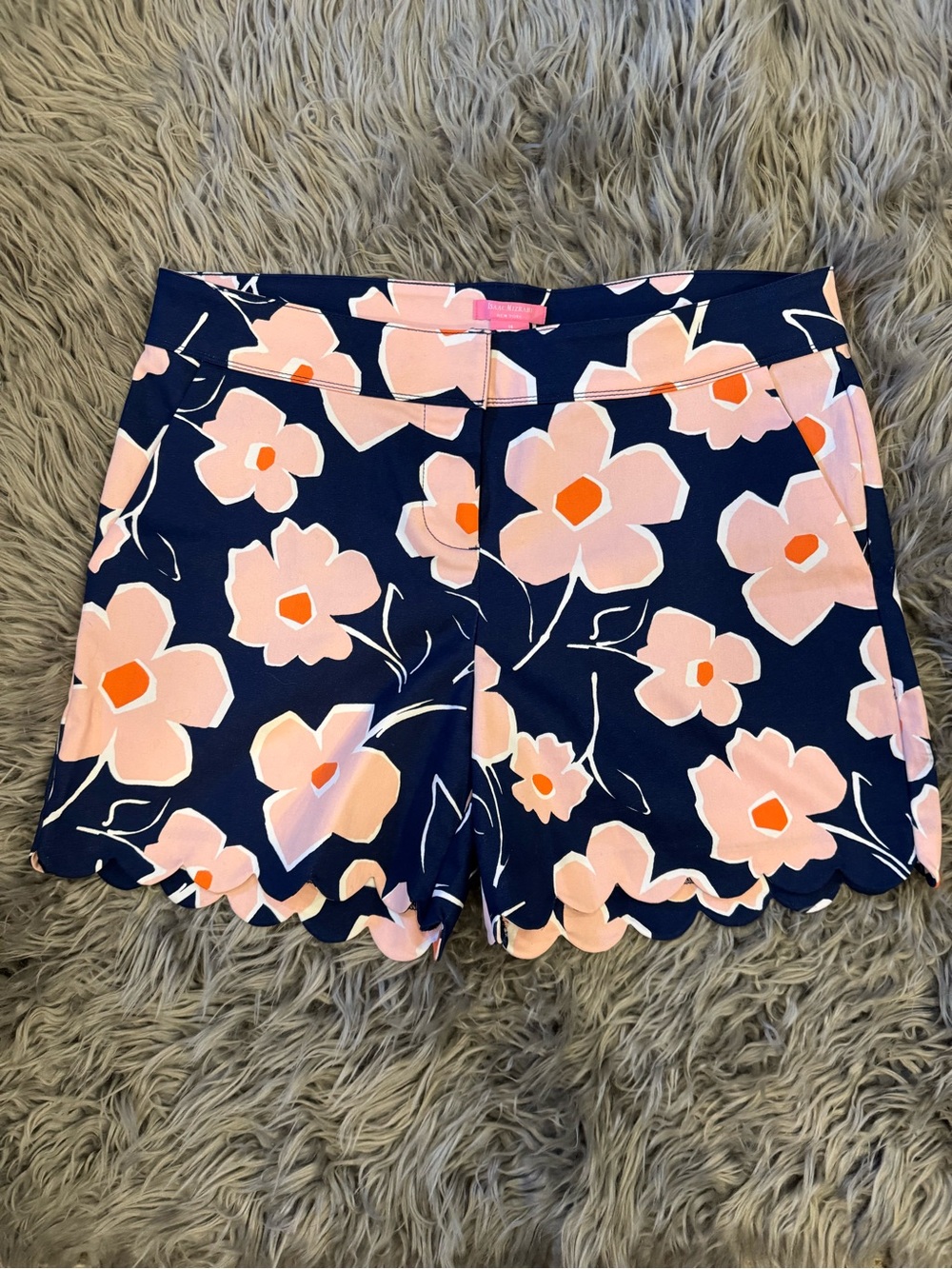 NWOT Isaac Mizrahi Navy Floral Scallop-Hem High-Waist Shorts